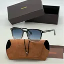 Солнцезащитные очки Tom Ford K1060